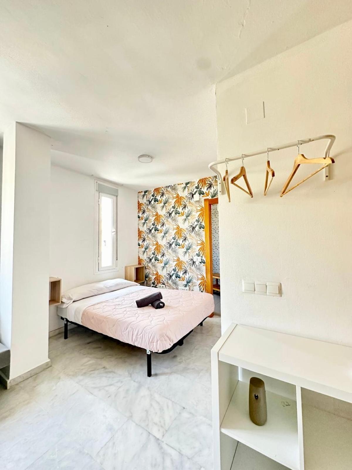 Apartamentos Playa Misericordias Málaga Exteriör bild