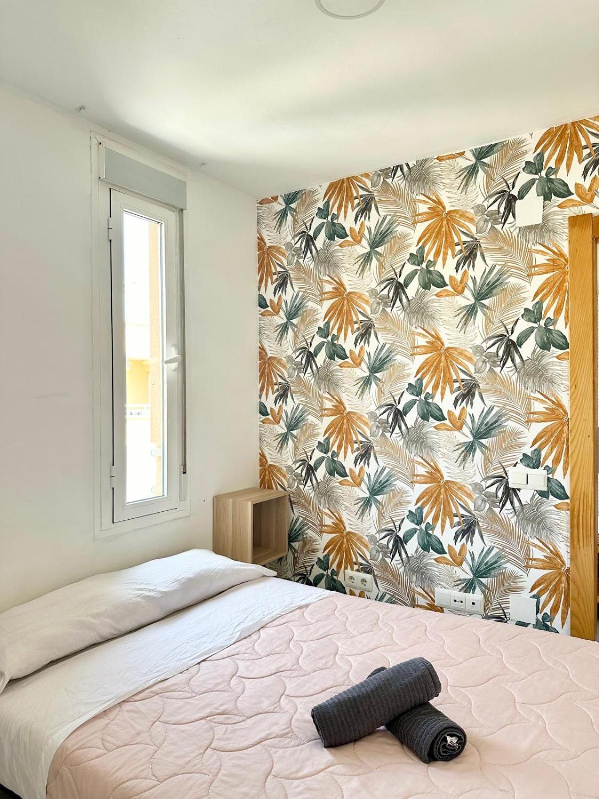 Apartamentos Playa Misericordias Málaga Exteriör bild